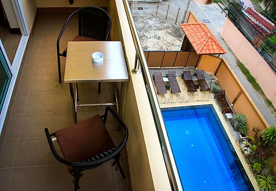 Sky Villa Hua Hin Guesthouse - Adults-Only