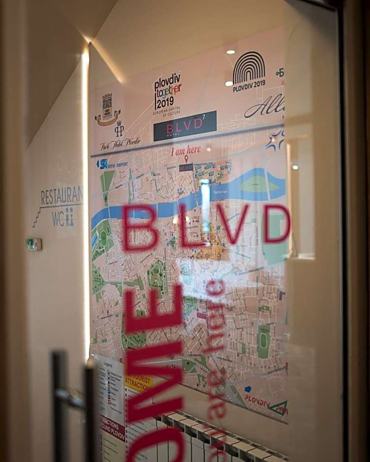 Hotel BLVD 7