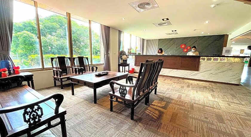Yawan Hotel