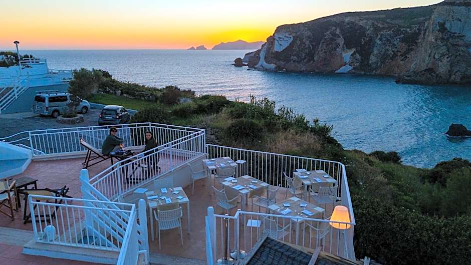 Hotel Chiaia Di Luna