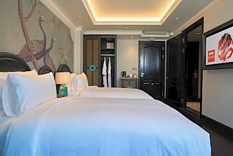 Connecting Suite With Balcony