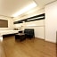 H  Hotel