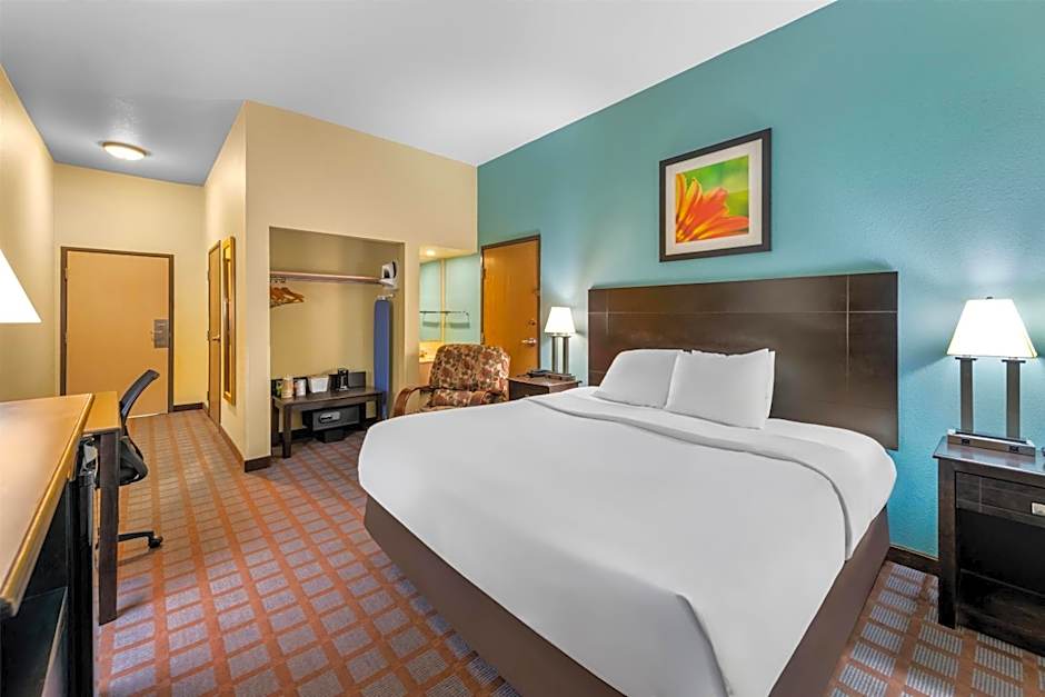 Red Lion Inn & Suites Blue Springs