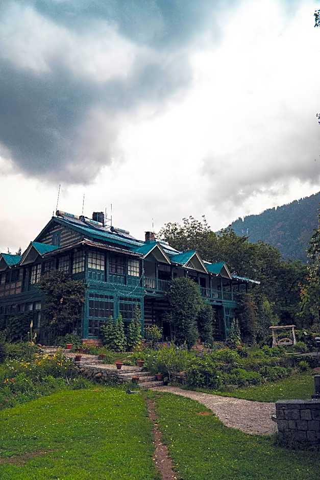 The Sunshine Heritage – Manali, PA