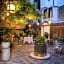 Hotel San Moise