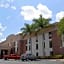 Days Inn & Suites by Wyndham Fort Myers Near JetBlue Park