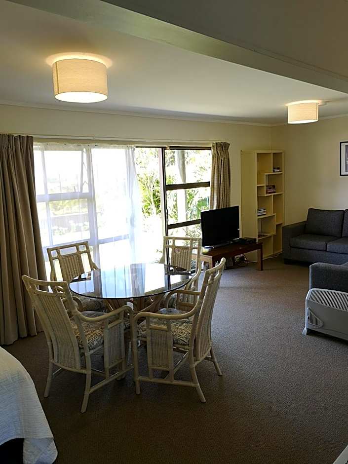 Opua Boutique Seaview Motel