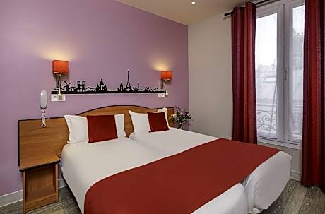 Double or Twin Room, Connecting Rooms (2 Double Beds)