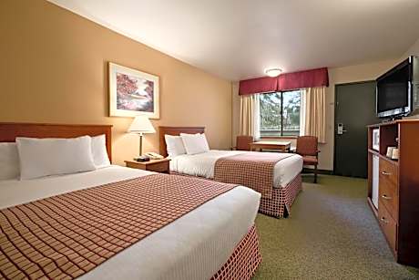 Deluxe Double Room with Two Double Beds - Non-Smoking