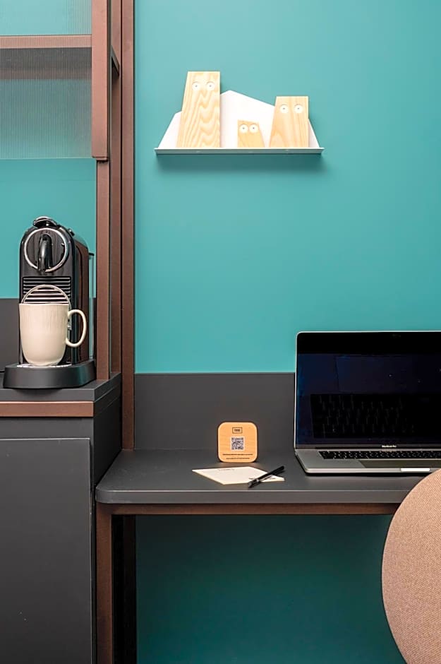 Tribe Paris La Defense Esplanade