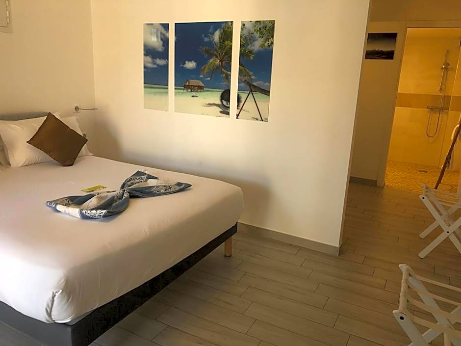 Hôtel du Bord de Mer "Le Vanillé"