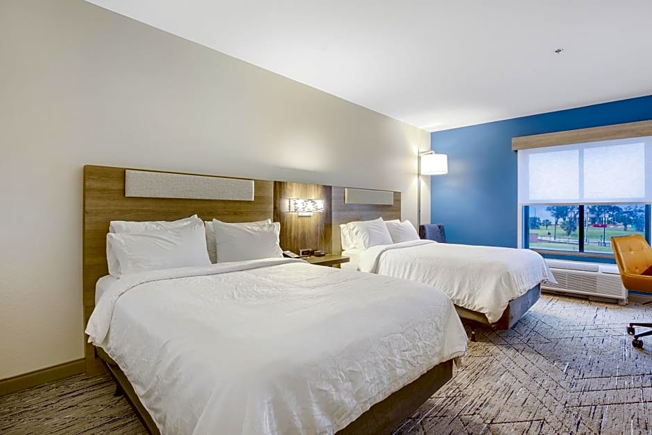 Holiday Inn Express - Gulfport Beach By IHG