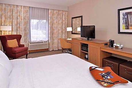 King Room - Non-Smoking