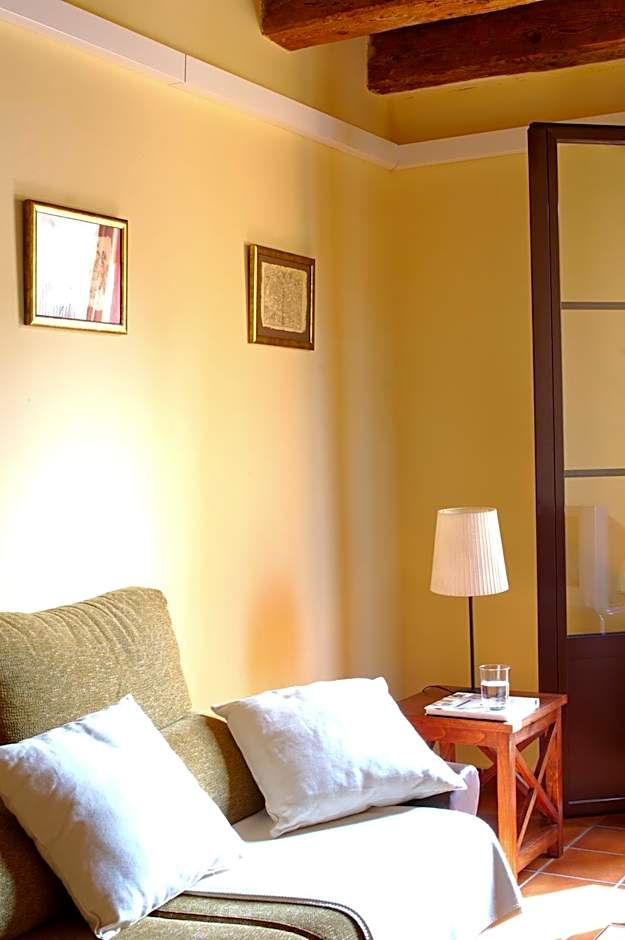 Ainb Las Ramblas-Guardia Apartments