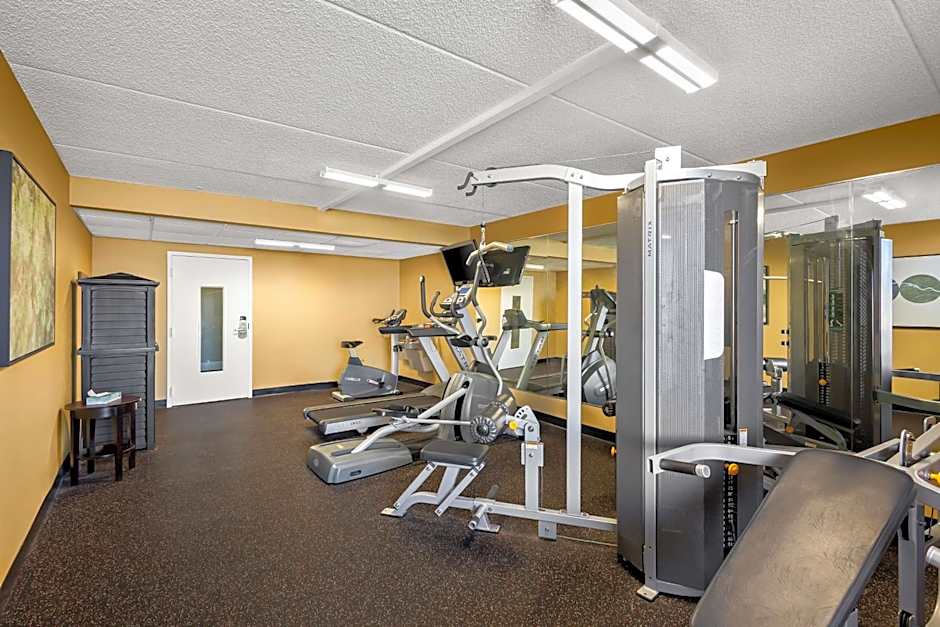 Best Western Luxbury Inn-Fort Wayne