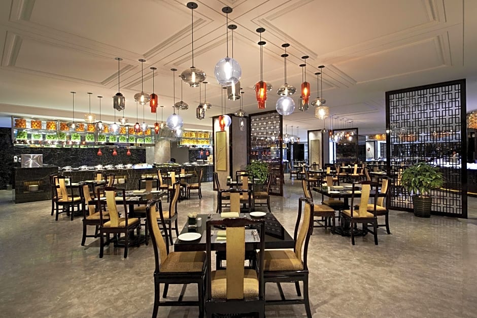 Sheraton Shanghai Waigaoqiao Hotel