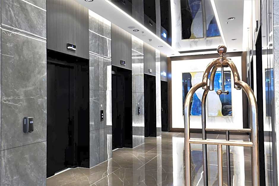 Grand Plaza Hotel & Congress Center