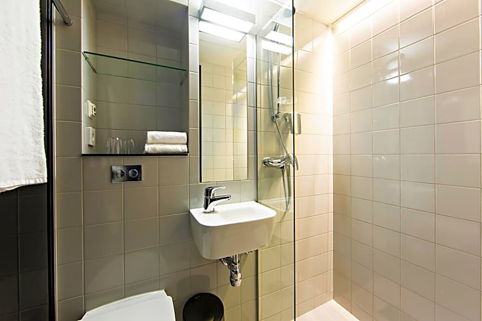 Comfort Hotel City
