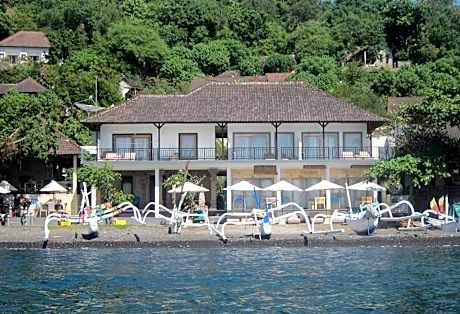 Galang Kangin Bungalows