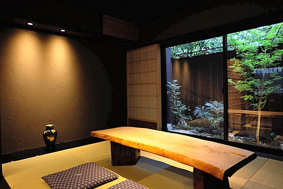 Reikaku Yasaka