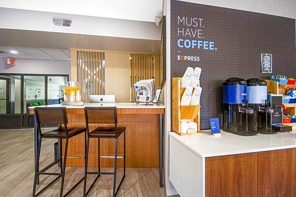 Holiday Inn Express Dublin, an IHG Hotel
