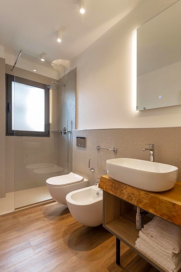 Renzo Hotel