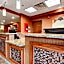 Comfort Inn & Suites Copley Akron