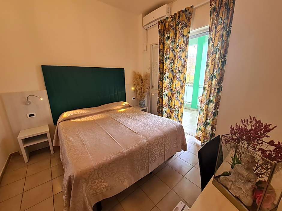 Hotel Gladys