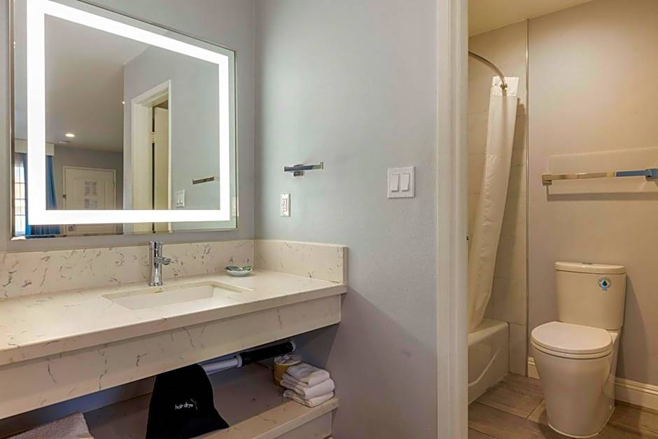 Best Western Orange Plaza