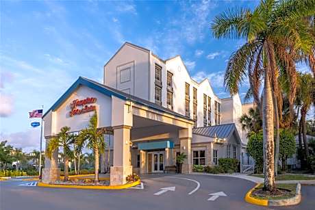 Hampton Inn By Hilton And Suites Ft. Lauderdale-Airport