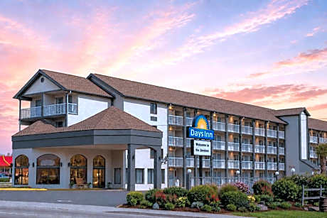 Days Inn by Wyndham Apple Valley Sevierville