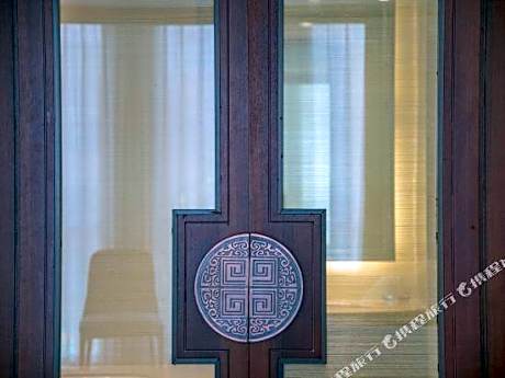 Hanya Kaiyuan Yiju Hotel (Ningbo East New Town Convention and Exhibition Center)