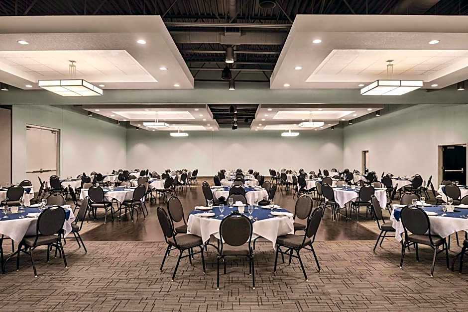 Radisson Hotel and Conference Center Fond du Lac