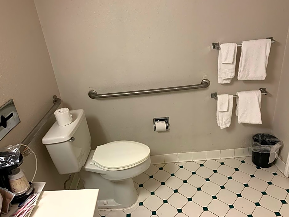 Travelodge by Wyndham Tuscaloosa