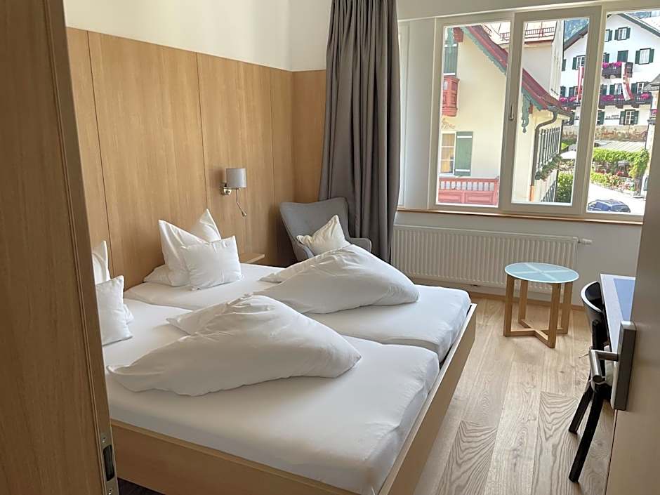 Photo 1 of 9 of Standard 1 Double Bed or 2 Beds