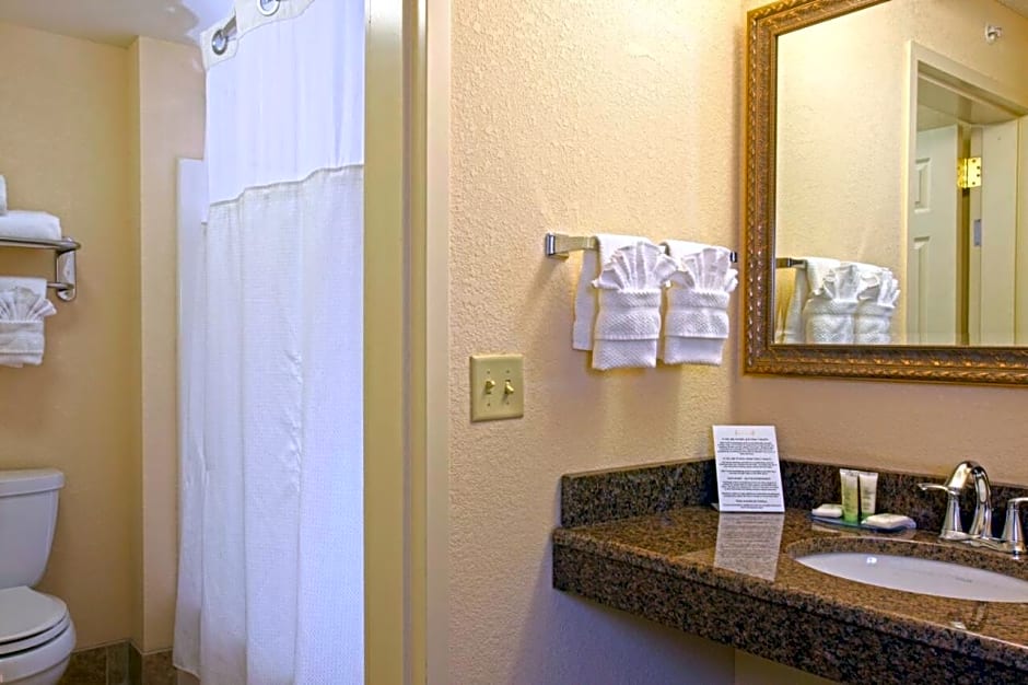 Staybridge Suites North Brunswick By IHG