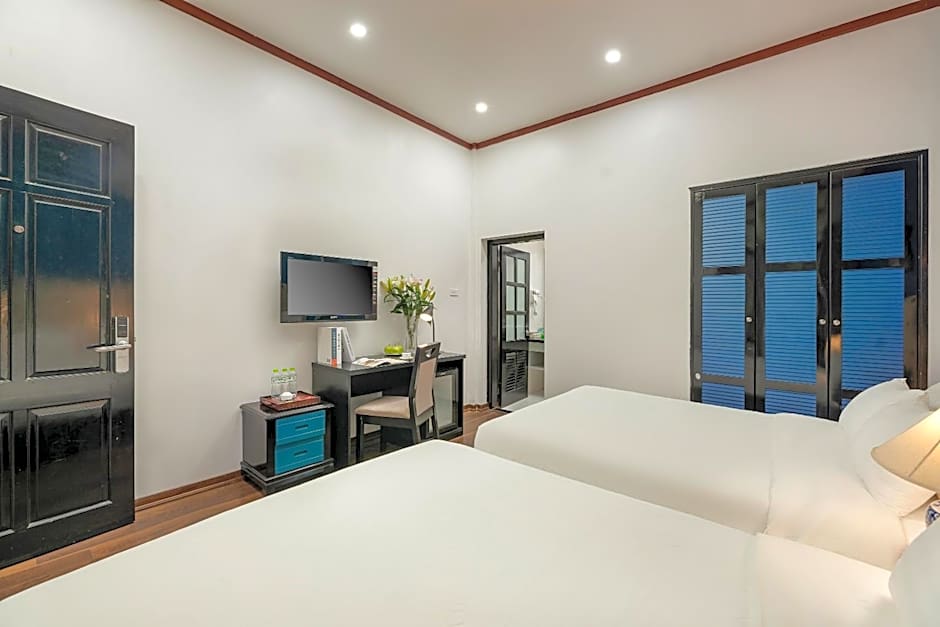 Photo 1 of 13 of Standard 1 Double Bed or 2 Beds