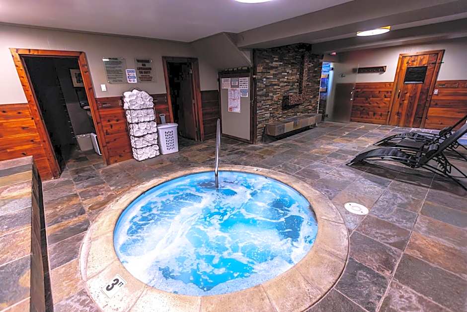 The Mammoth Creek Inn