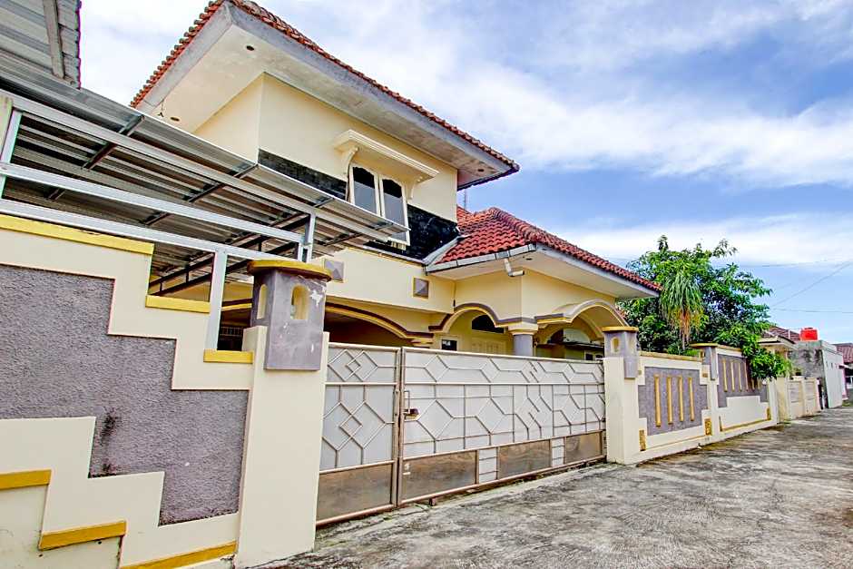 Hotel O Kenzie Bunkbed Syariah