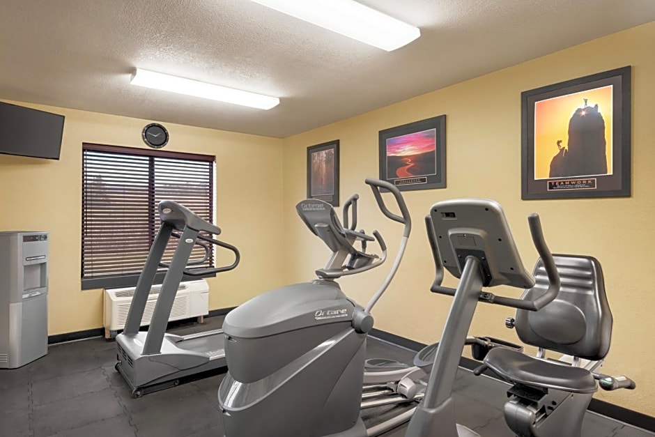 Super 8 by Wyndham Wausau