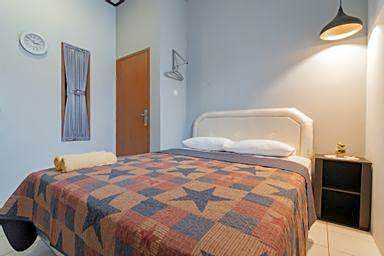 Lembur Kiwari Setra Duta Mitra RedDoorz