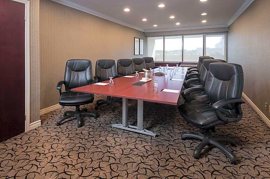DoubleTree by Hilton London Ontario