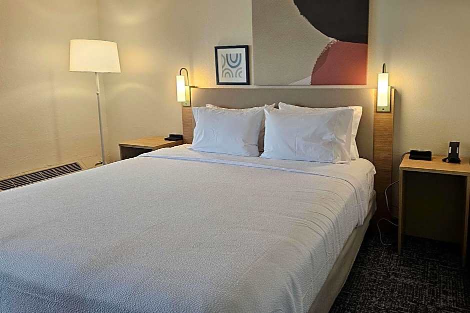 District 3 Hotel, Ascend Hotel Collection