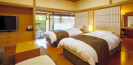 Comfort Japanese-Western Style Suite with Private Open-Air Onsen - Non-Smoking