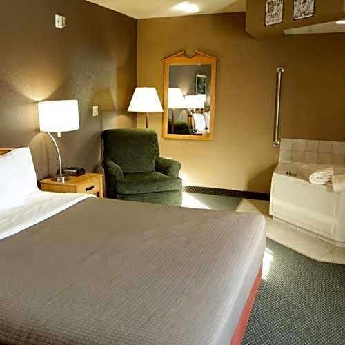 Boarders Inn & Suites by Cobblestone Hotels - Fayette