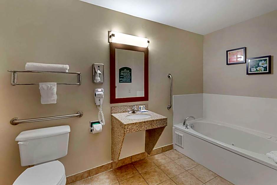 Comfort Inn & Suites