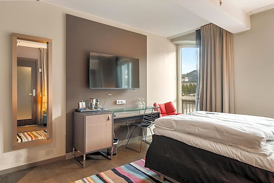 Clarion Hotel Admiral