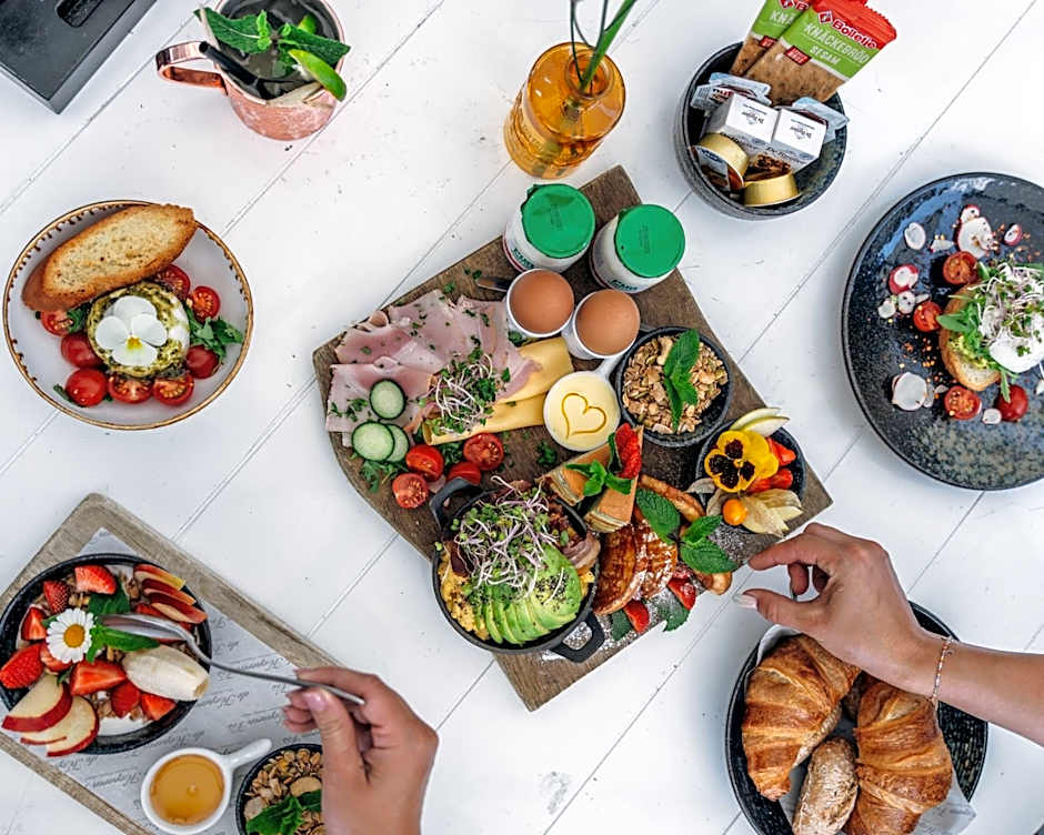 Harbour Suites Boutique Hotel