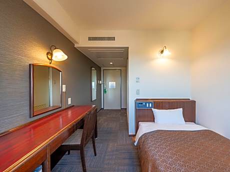 Standard Single Room - Smoking