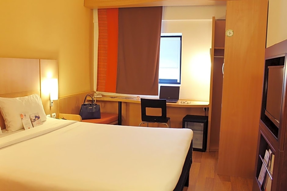 Ibis Constantine